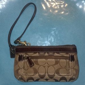 Vintage Signature COACH Wristlet